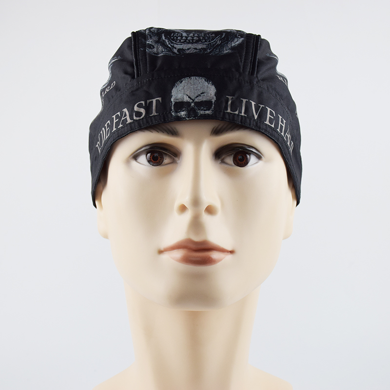 Passamontagna per casco da mot - Aero Cycling Helmet recensione e prezzo